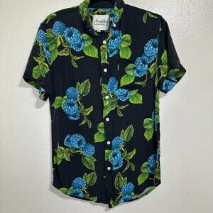 Smokiez Men's Blue Raspberry Button Up Camp Shirt, Size XS